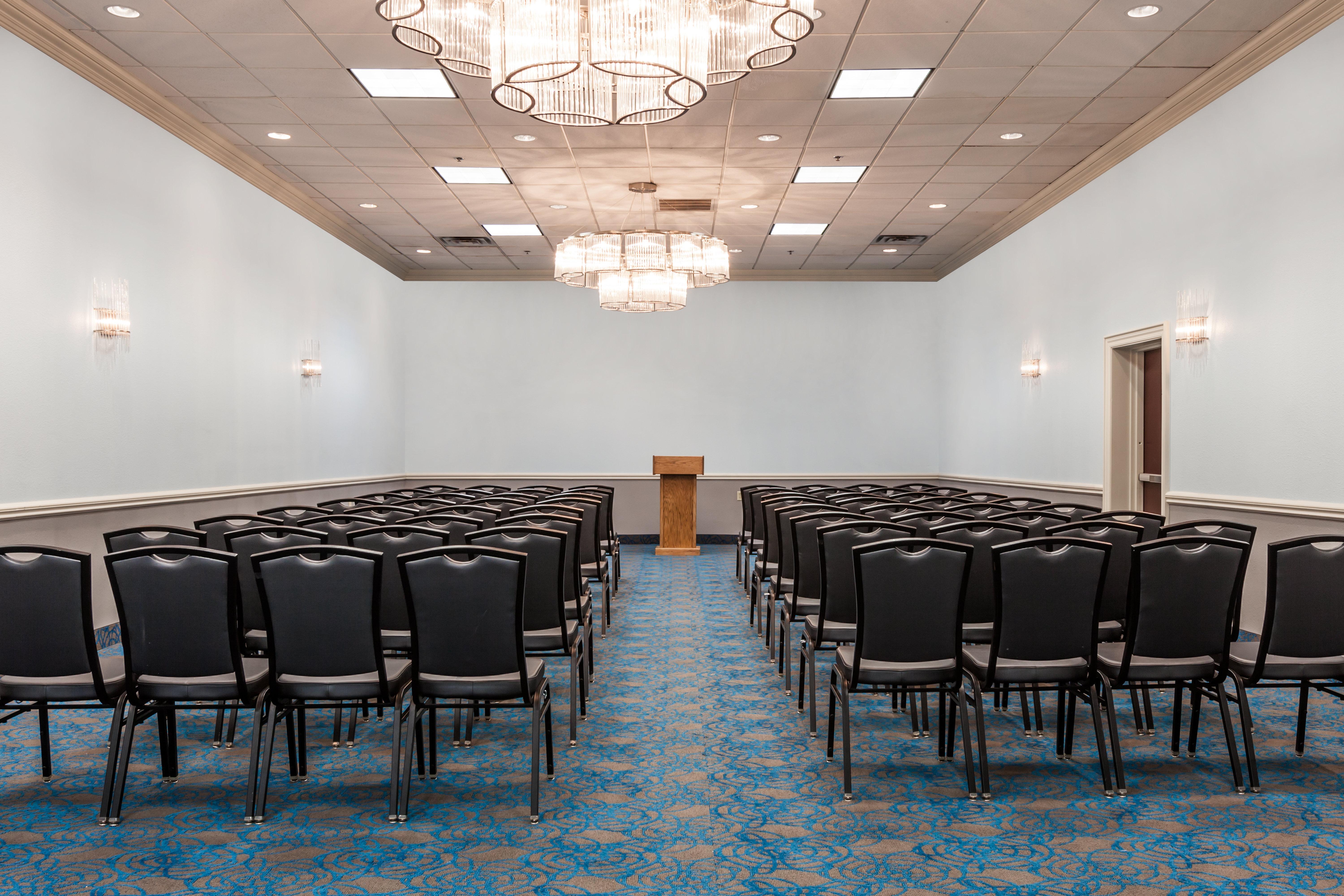 Holiday Inn Hotel & Suites Oklahoma City North By Ihg Bagian luar foto