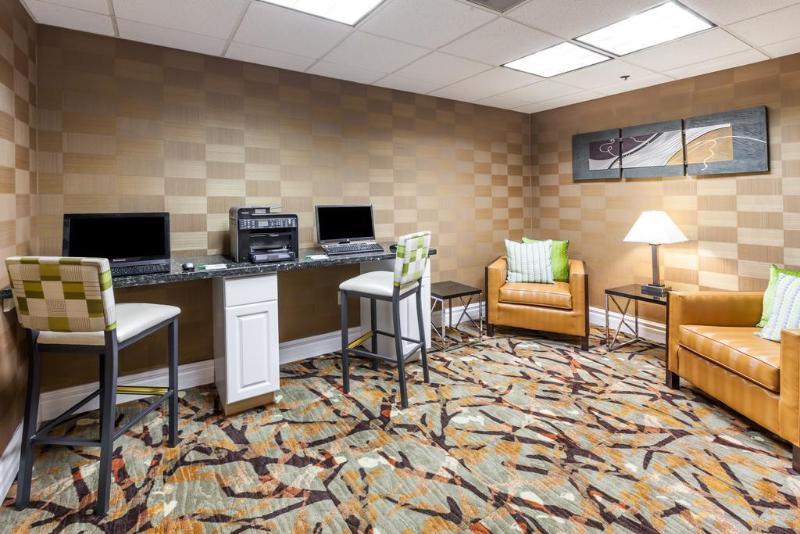 Holiday Inn Hotel & Suites Oklahoma City North By Ihg Bagian luar foto