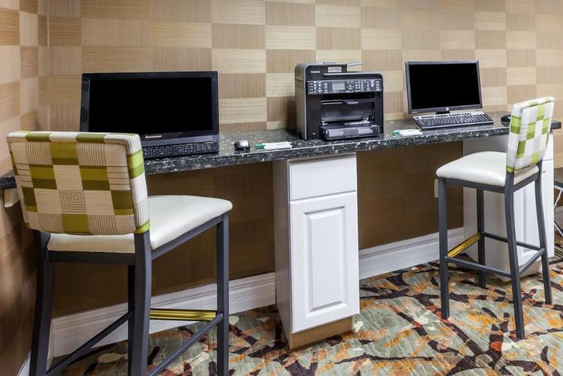 Holiday Inn Hotel & Suites Oklahoma City North By Ihg Bagian luar foto